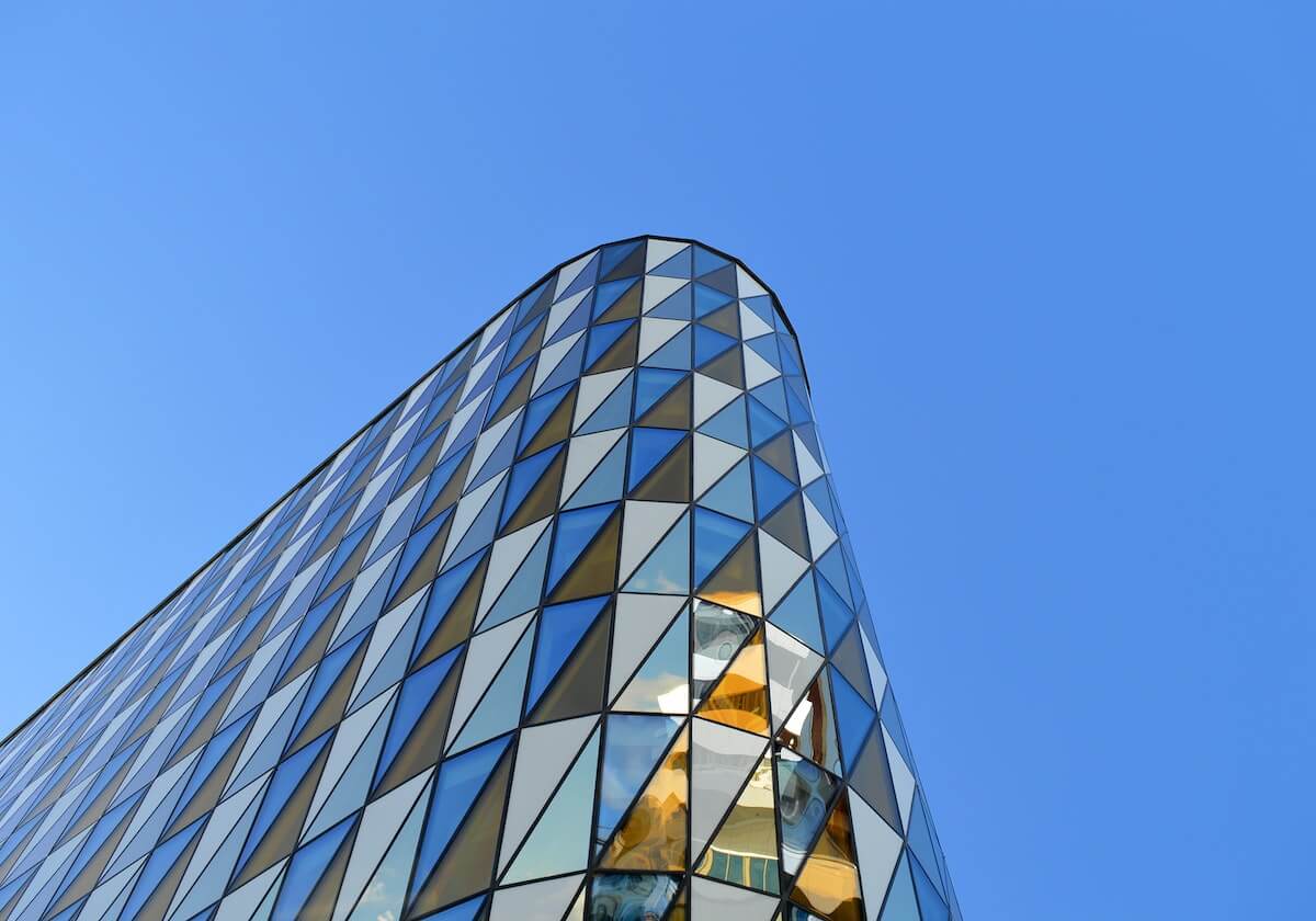 完美世界电竞-WTT新加坡大满贯：王艺迪3-0横扫朱芊曦取开门红